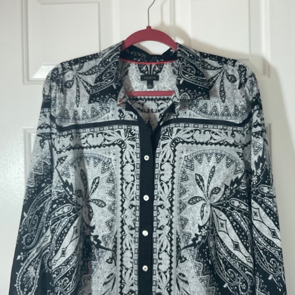 Talbots Black and White Button Down - Picture 1 of 10